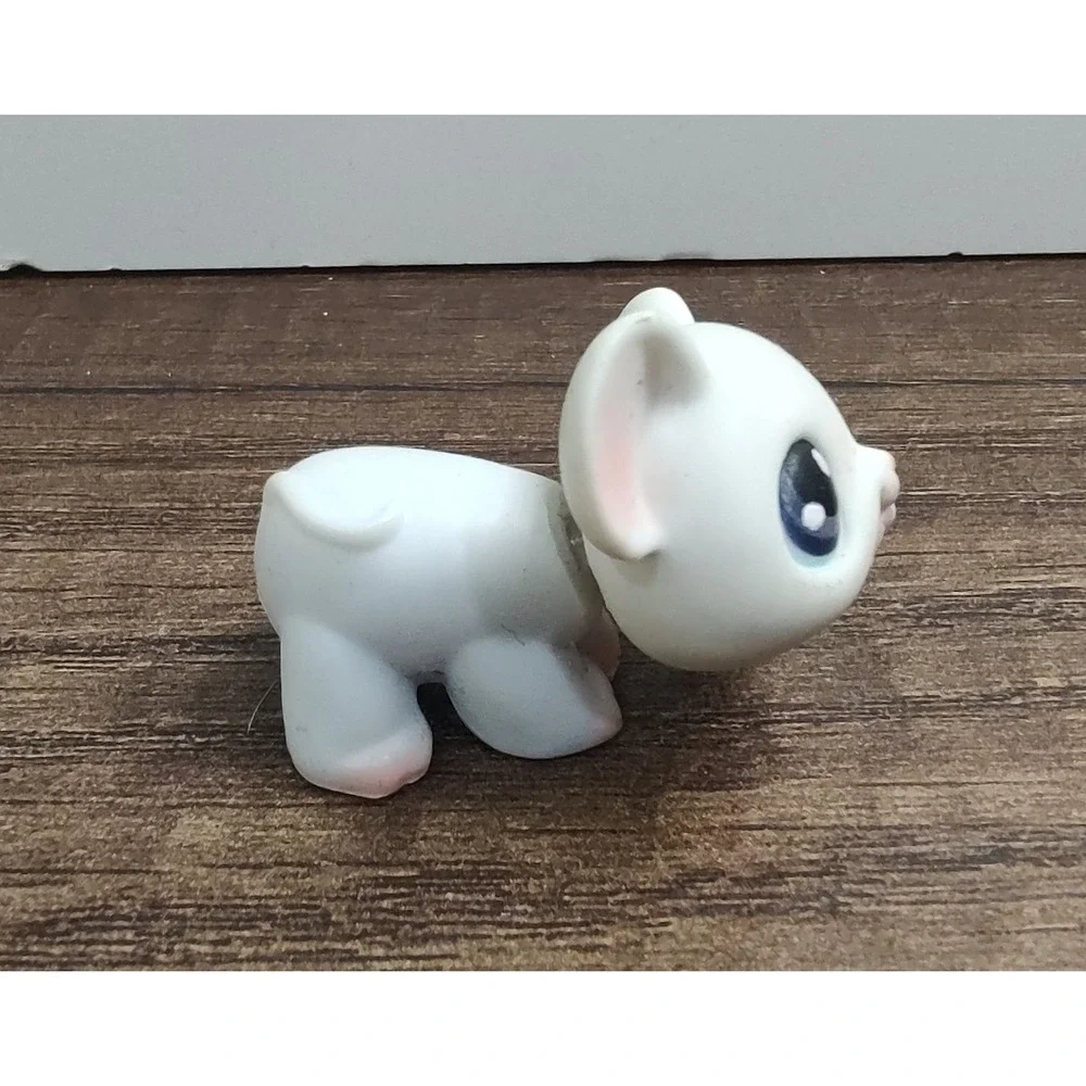 Littlest Pet Shop LPS Mouse Pink Body Purple Eyes Hasbro Collectible A14